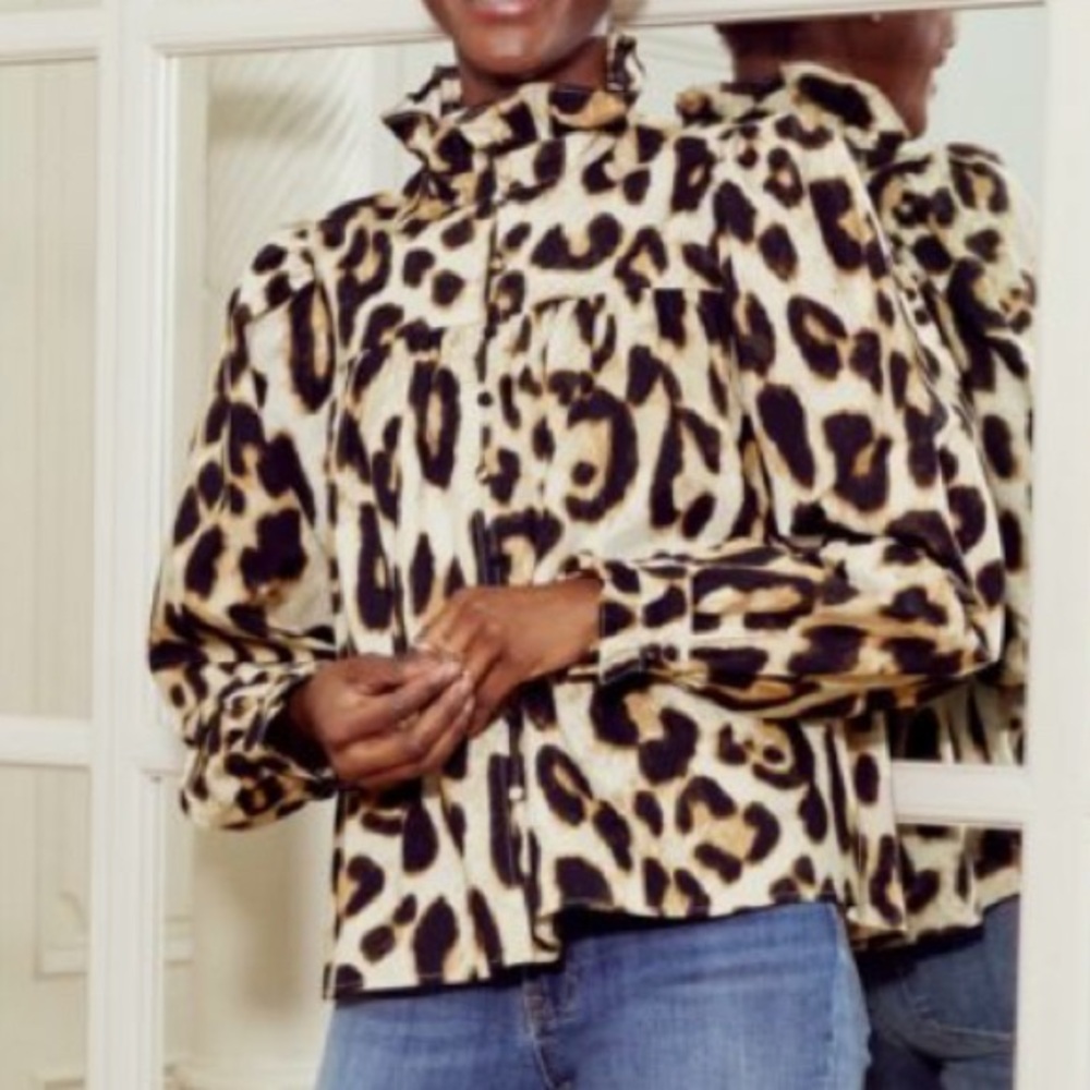 H&M Leopard cheetah ruffle high neck top blouse